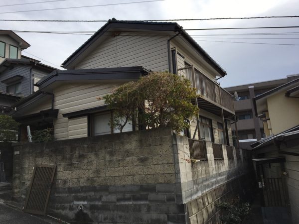 藤沢市Y様邸で外壁屋根塗装、漆喰補修工事